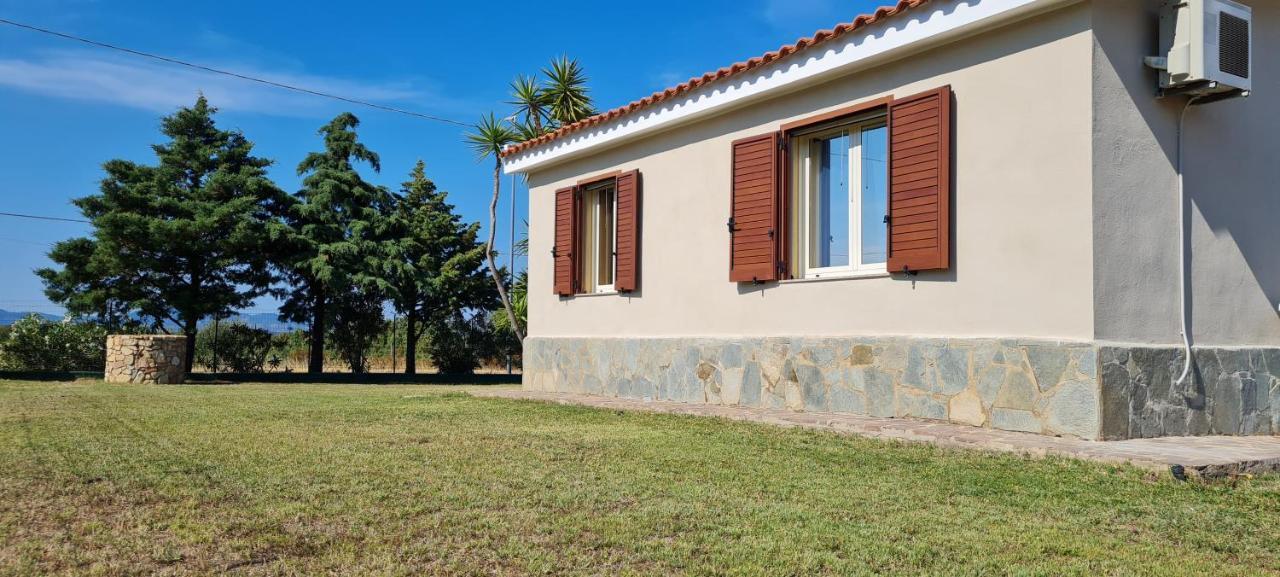 House Tra Mare E Montagna Vakantiehuis Castiadas